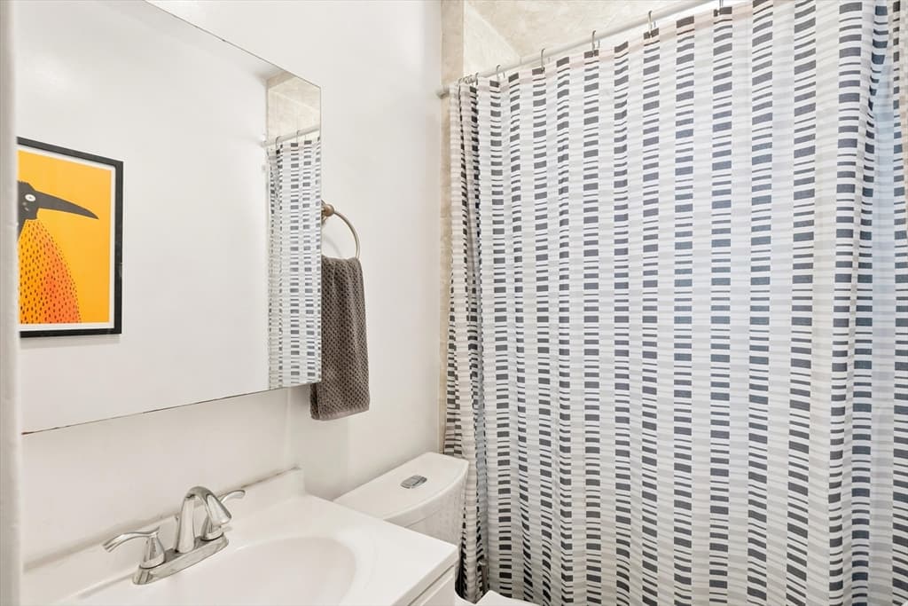 17 Dow St, Somerville MA 02144 photo 7