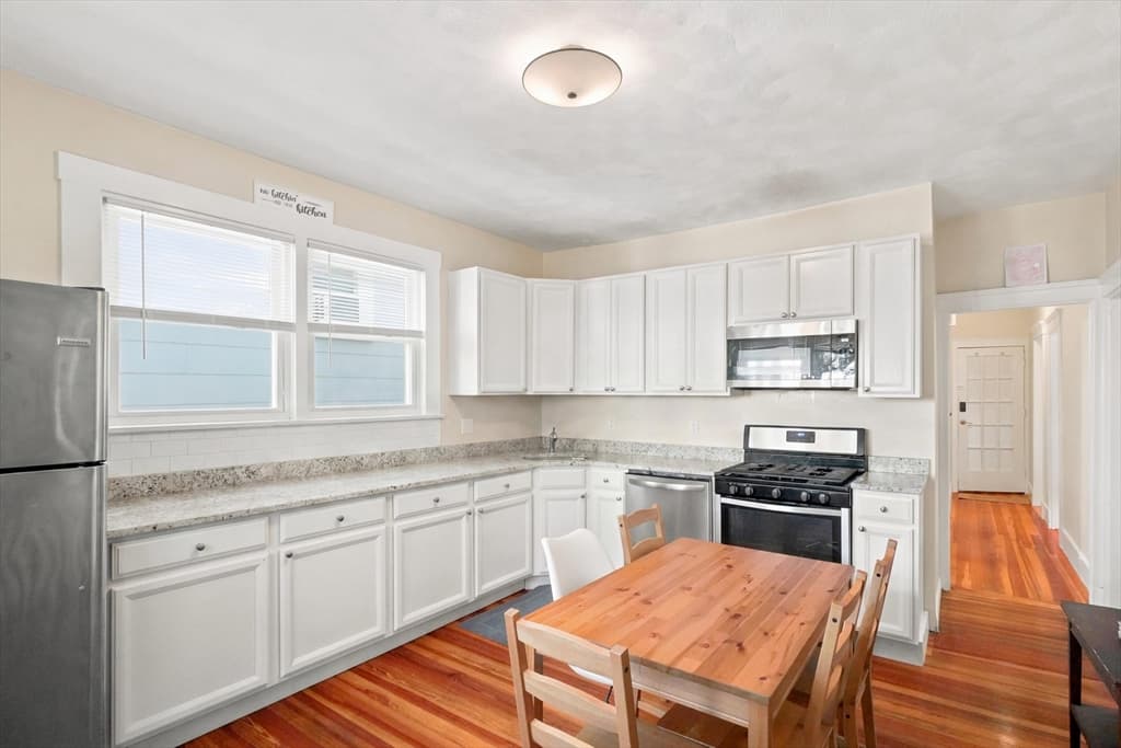 17 Dow St, Somerville MA 02144 photo 28