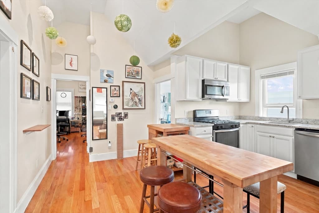 17 Dow St, Somerville MA 02144 photo 14