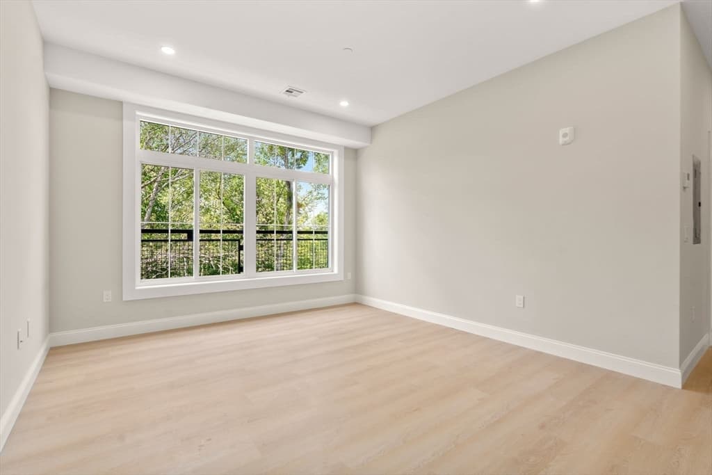 7 Cross St # 306, Wilmington MA 01887 photo 2