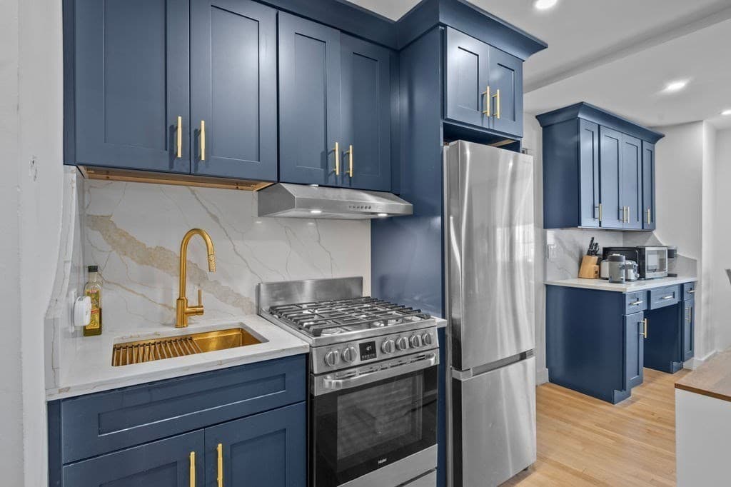 149 Derby St # A, Salem MA 01970 photo 3