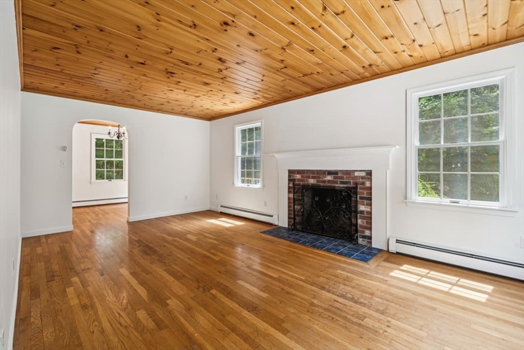26 Foster Street, Mattapoisett MA 02739 photo 10