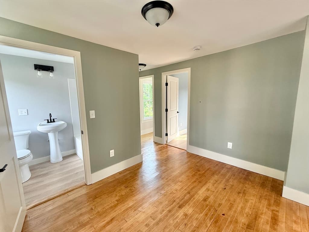 2 Family - 2 Units Up/Down at 33 Mill St, Greenfield MA 01301, Greenfield, photo 24 of 34