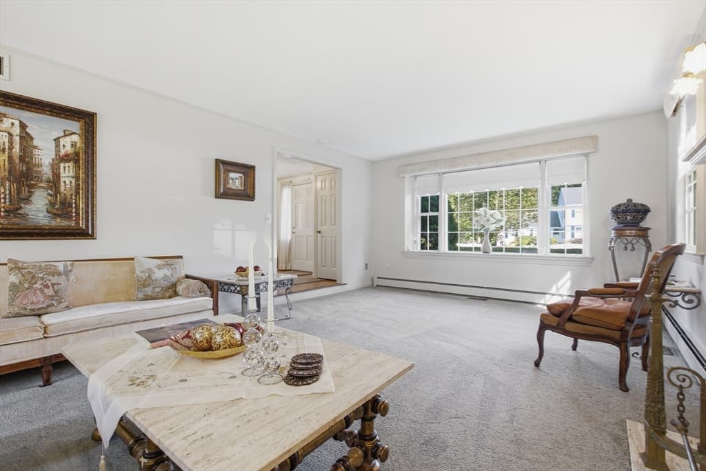 Single Family Residence at 2 Russell Road, Lynnfield MA 01940, Lynnfield, photo 9 of 42