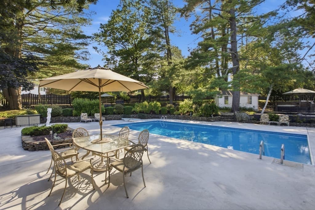 Single Family Residence at 2 Russell Road, Lynnfield MA 01940, Lynnfield, photo 31 of 42