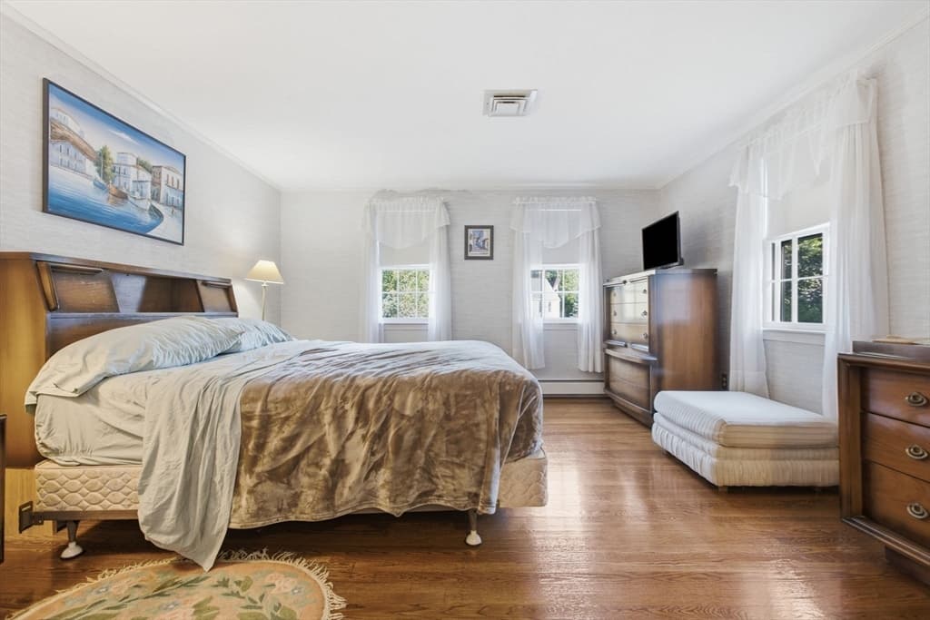 Single Family Residence at 2 Russell Road, Lynnfield MA 01940, Lynnfield, photo 21 of 42