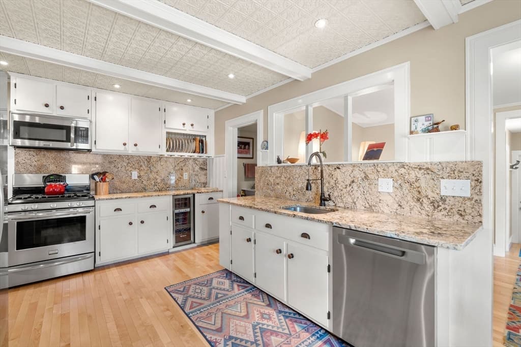 168 State St # 168, Newburyport MA 01950 photo 3