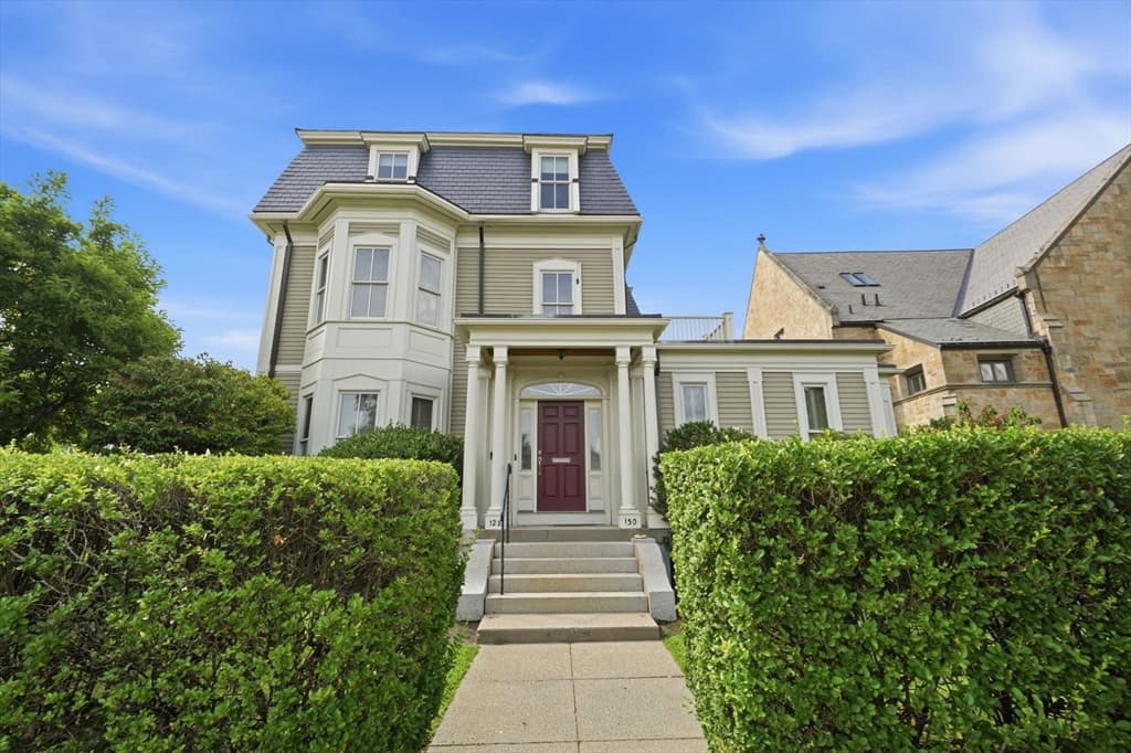 130 Mount Auburn St # 130, Watertown MA 02472