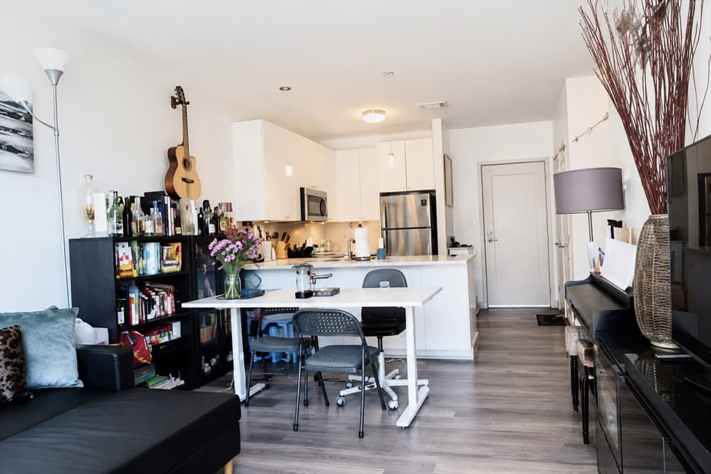 180 Telford Street Unit 206, Boston MA 02135