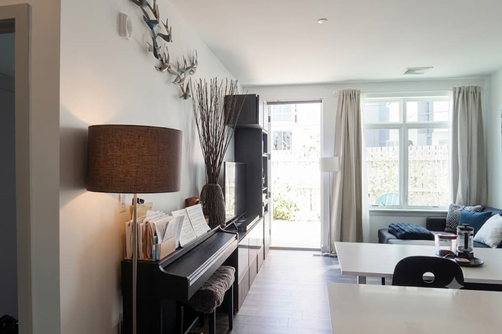 Condominium at 180 Telford Street Unit 206, Boston MA 02135, Boston, photo 4 of 26