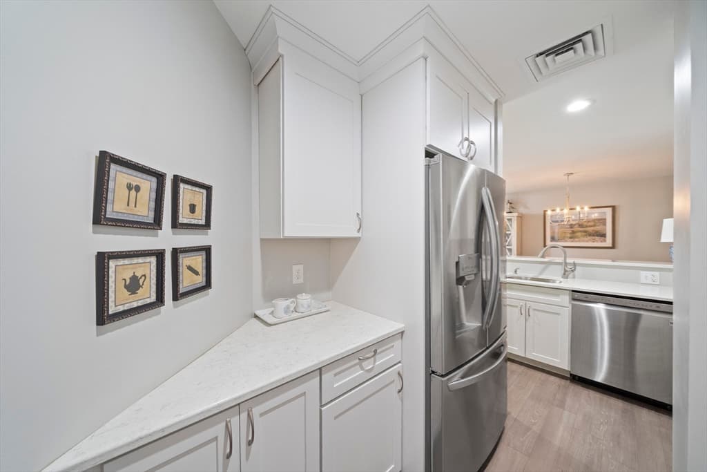 100 Parks St # 18, Duxbury MA 02332 photo 17