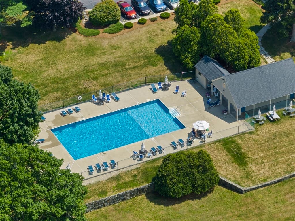 100 Parks St # 18, Duxbury MA 02332 photo 3