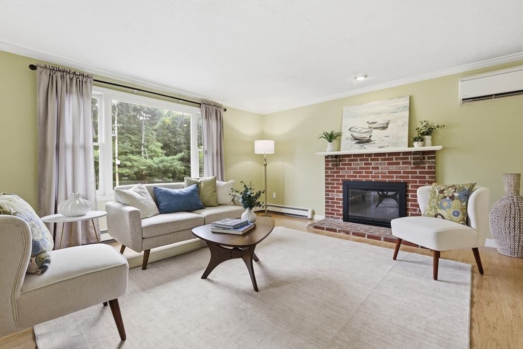 51 Hosmer St, Acton MA 01720 photo 3