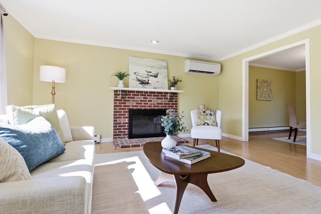 51 Hosmer St, Acton MA 01720 photo 4