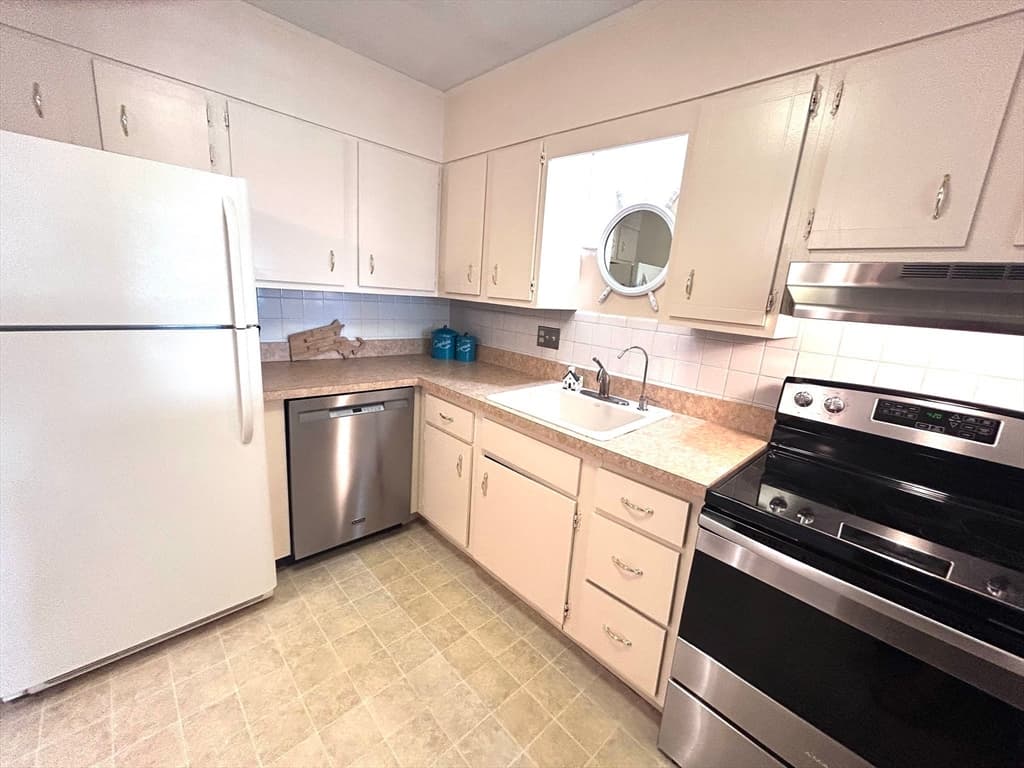 174 Upper County # 5, Dennis MA 02639 photo 6