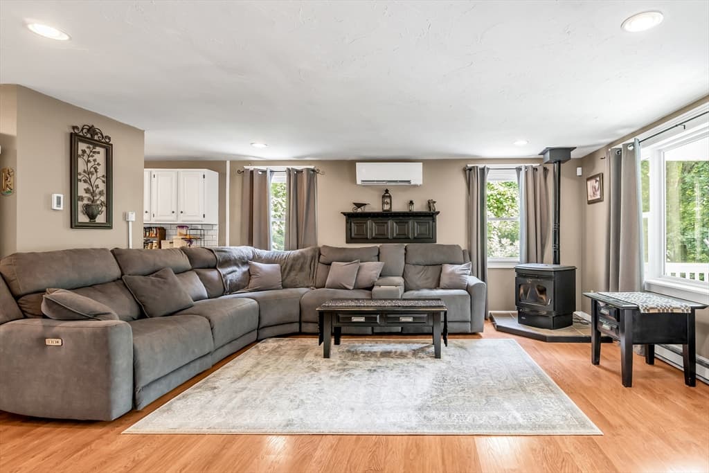 Single Family Residence at 2 Gates Ln, Millbury MA 01527, Millbury, photo 14 of 30