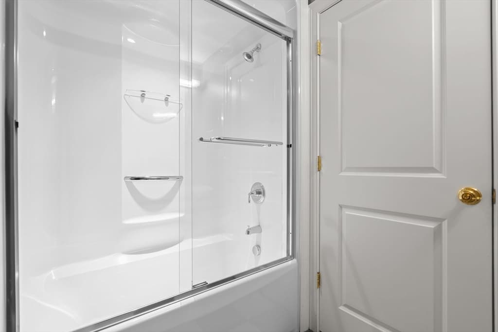 127 Johnson Woods Dr # 127, Reading MA 01867 photo 36