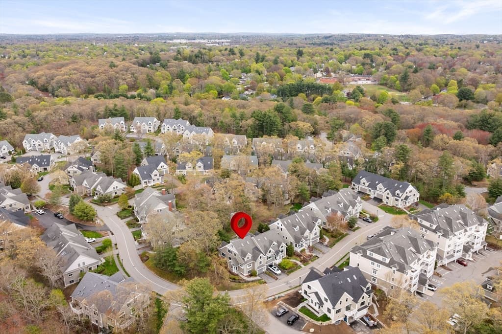 127 Johnson Woods Dr # 127, Reading MA 01867 photo 4