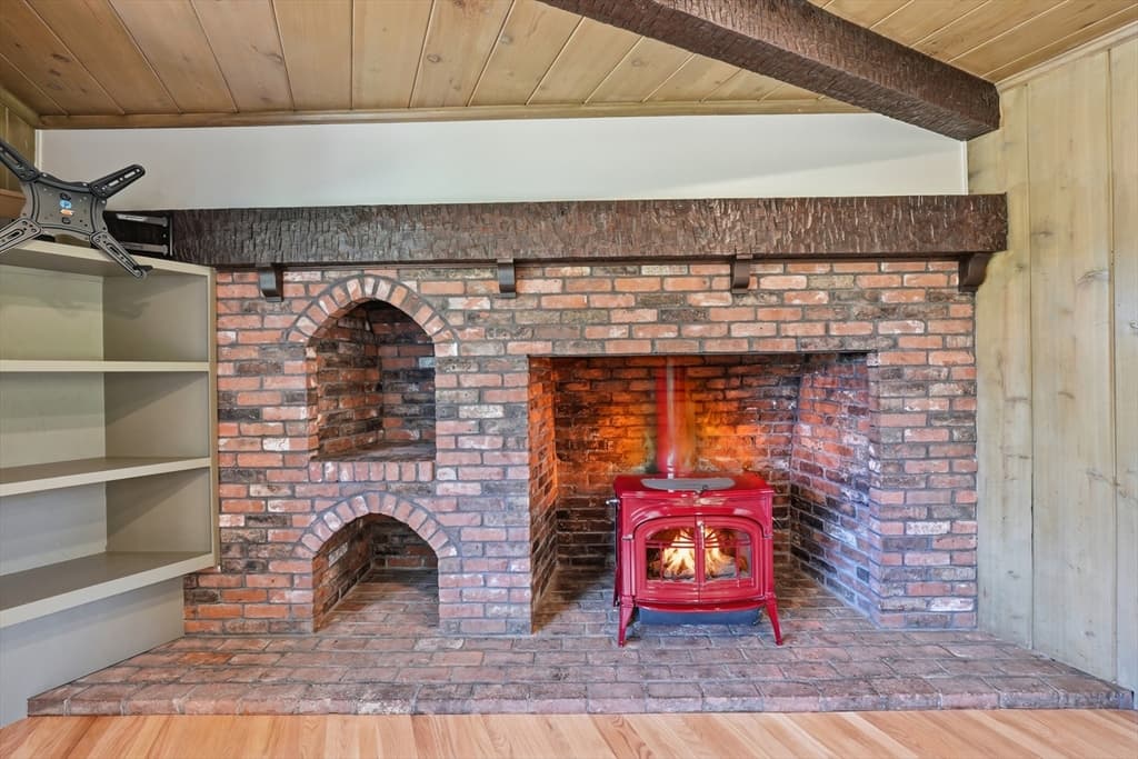 2 Meeting House Ln, Wilbraham MA 01095 photo 13