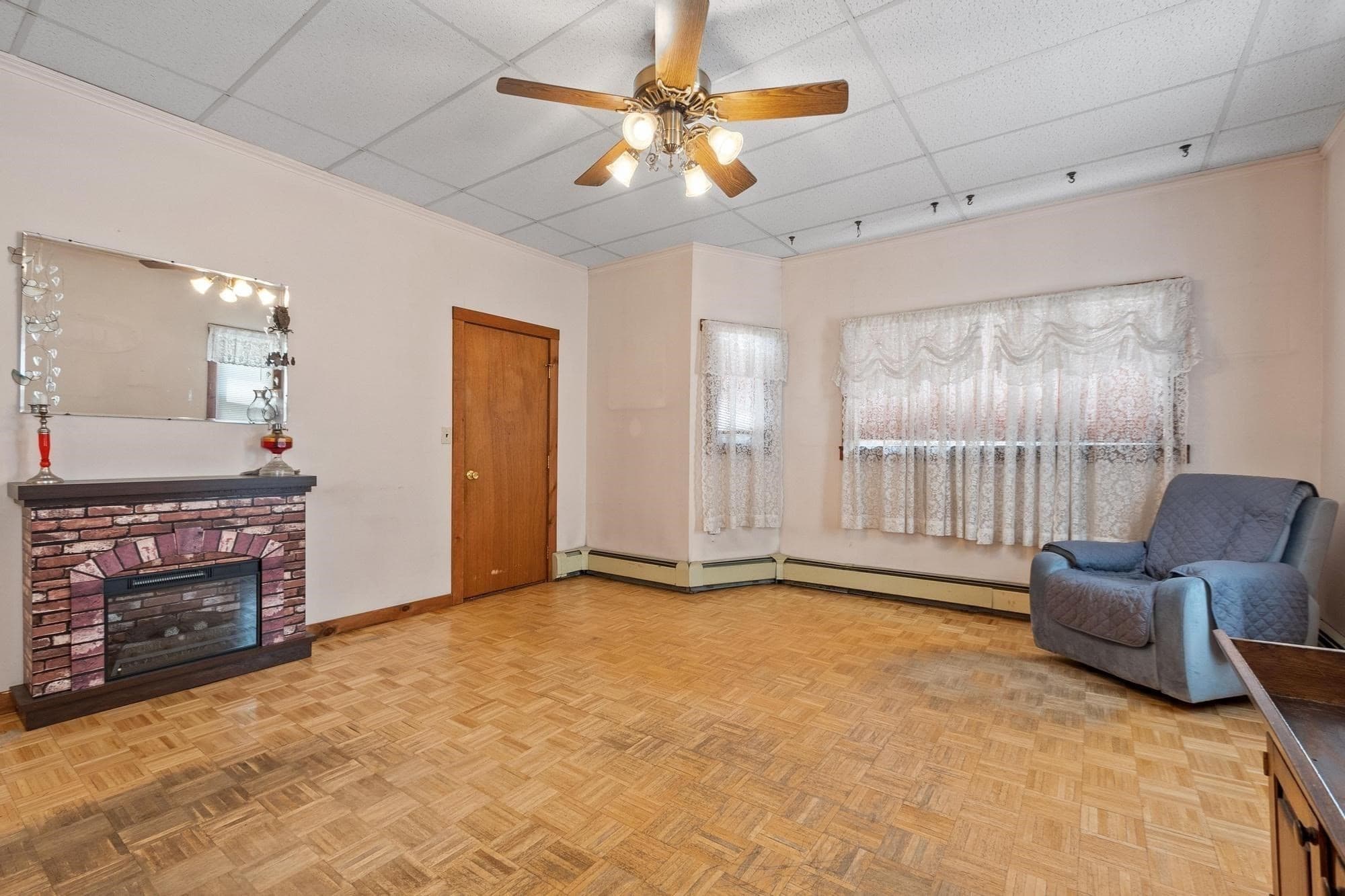 5-9 Family at 50 Exchange St, Athol MA 01331, photo 6 of 42