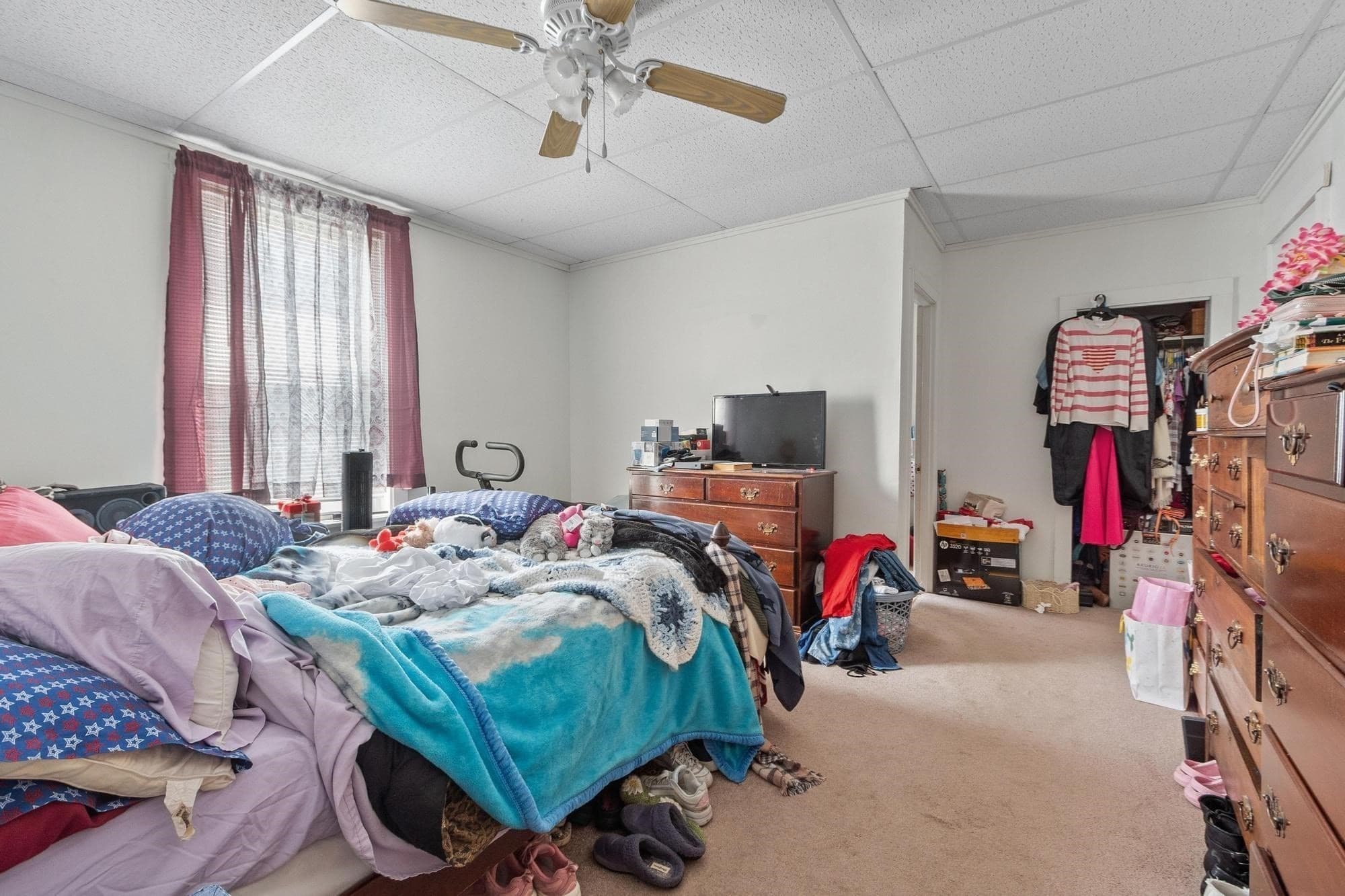 5-9 Family at 50 Exchange St, Athol MA 01331, photo 13 of 42