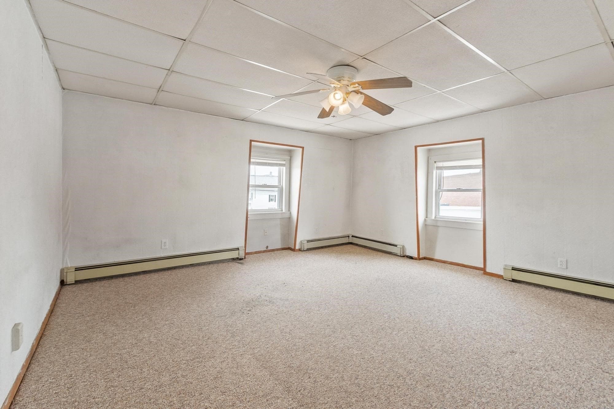 5-9 Family at 50 Exchange St, Athol MA 01331, photo 16 of 42