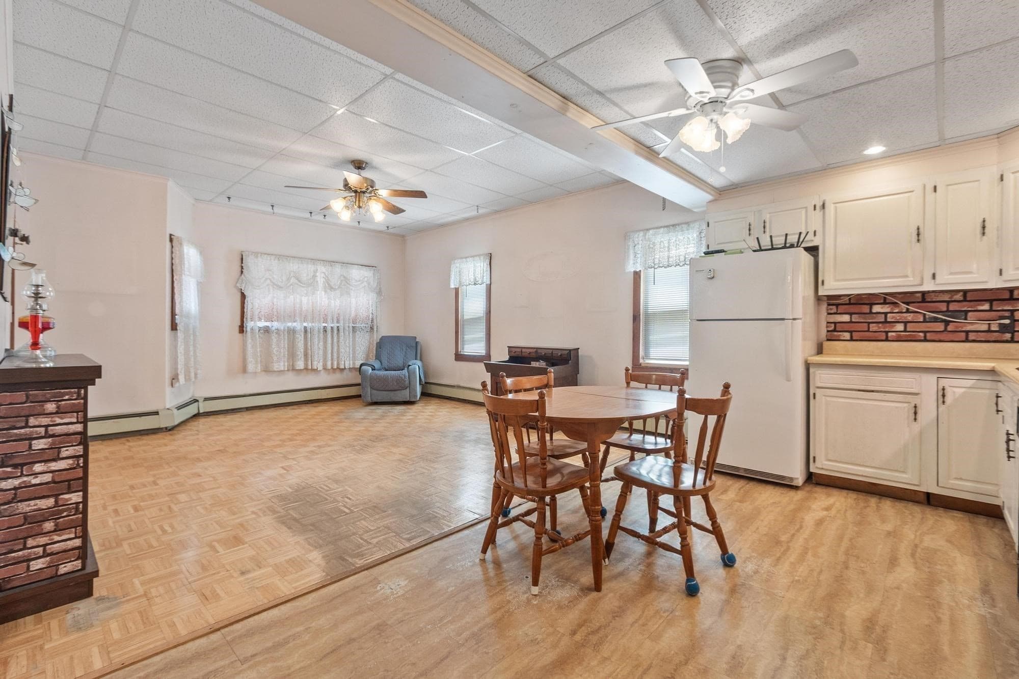 5-9 Family at 50 Exchange St, Athol MA 01331, photo 5 of 42