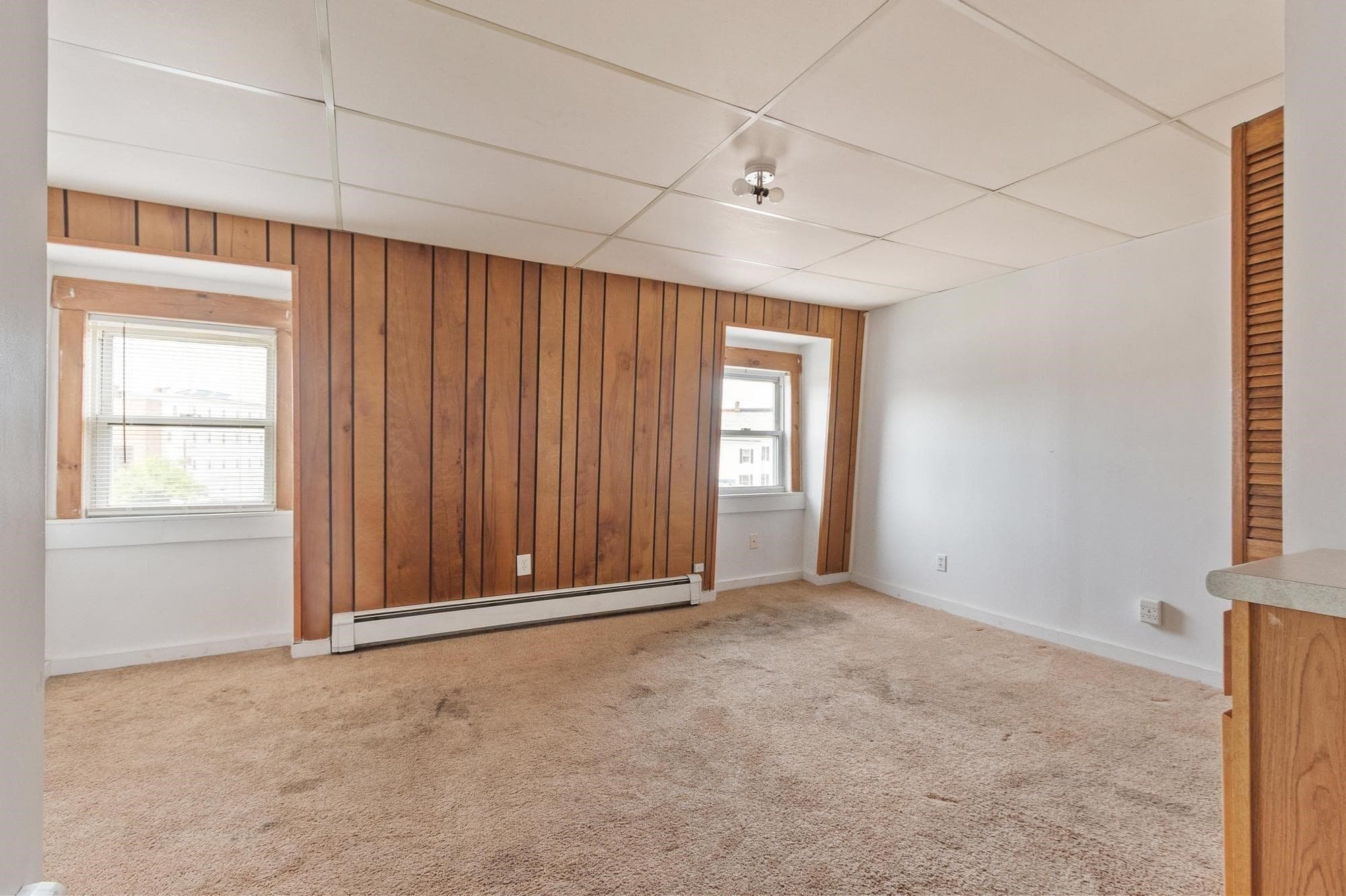 5-9 Family at 50 Exchange St, Athol MA 01331, photo 18 of 42