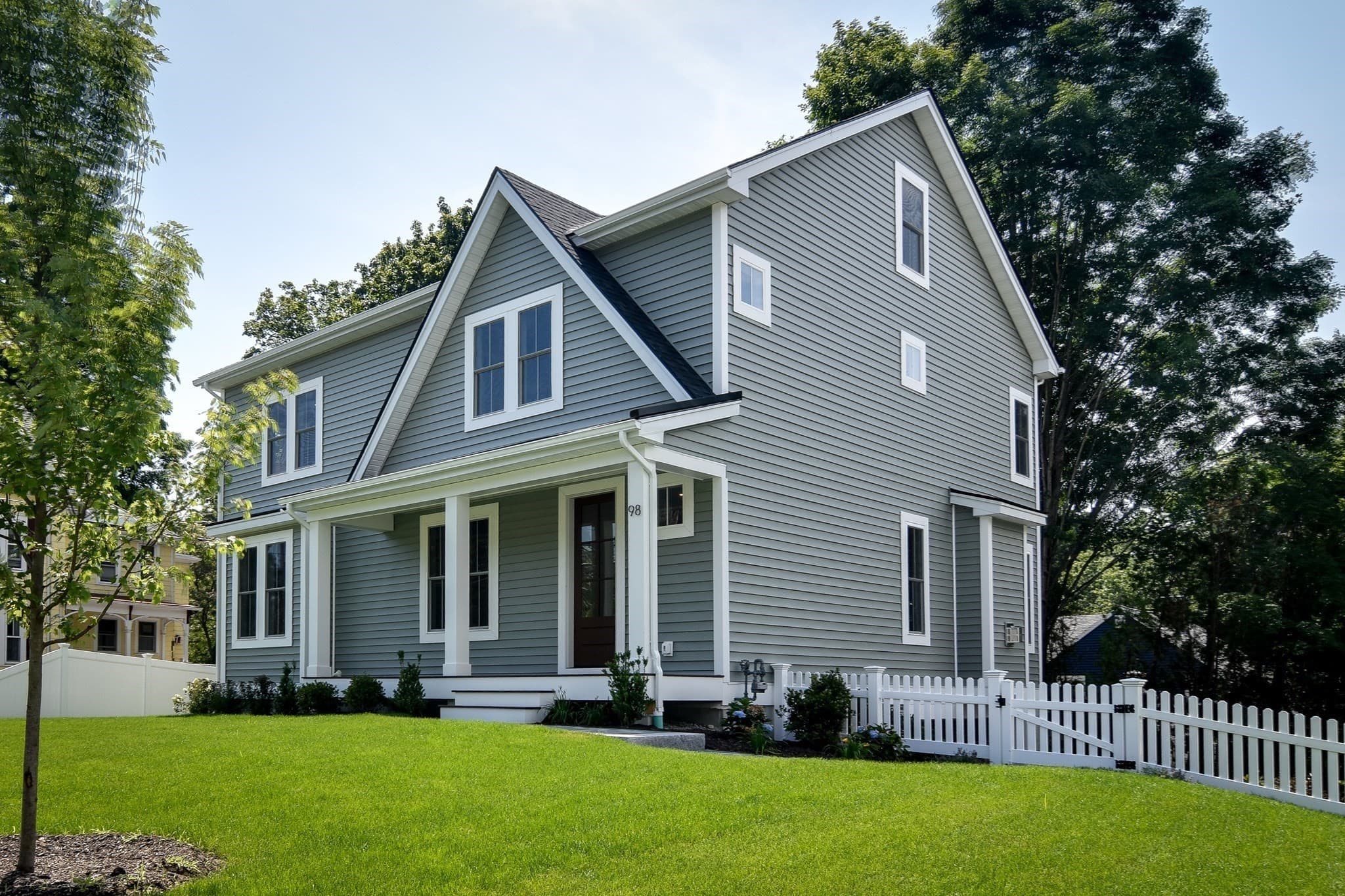 98 W Central St, Natick MA 01760
