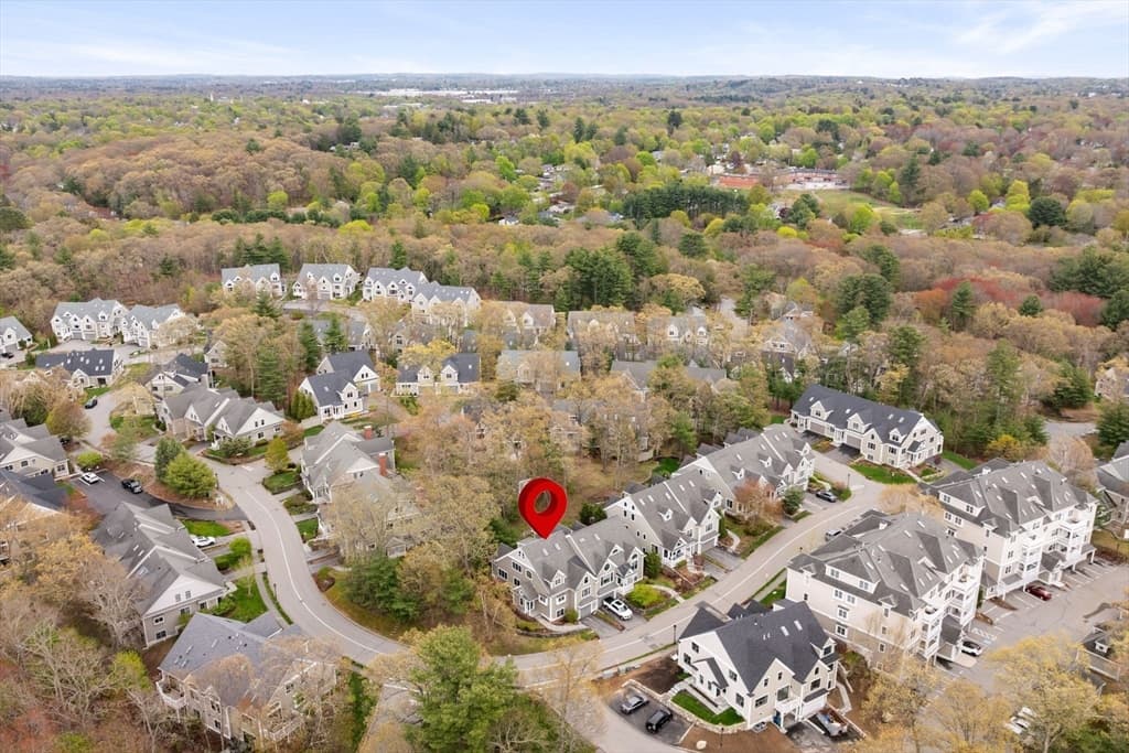 127 Johnson Woods Dr # 127, Reading MA 01867 photo 4