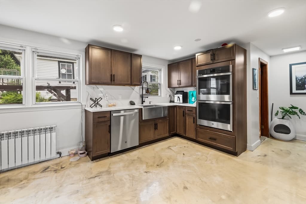 218 Warren, Watertown MA 02472 photo 5