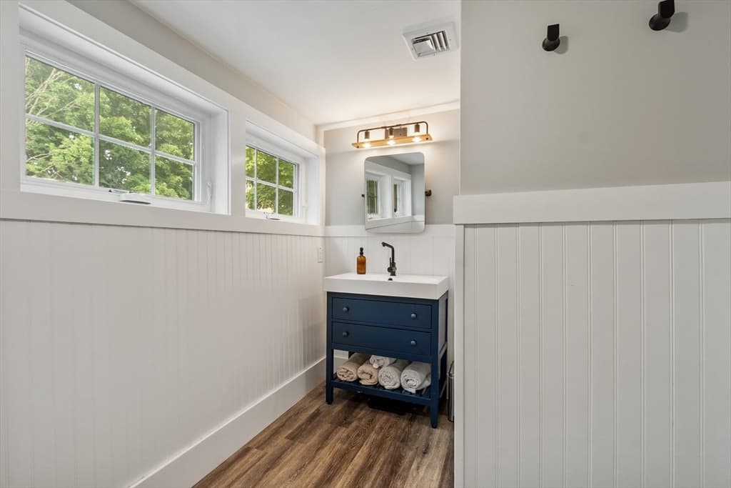 36 Pleasant St, Ayer MA 01432 photo 20