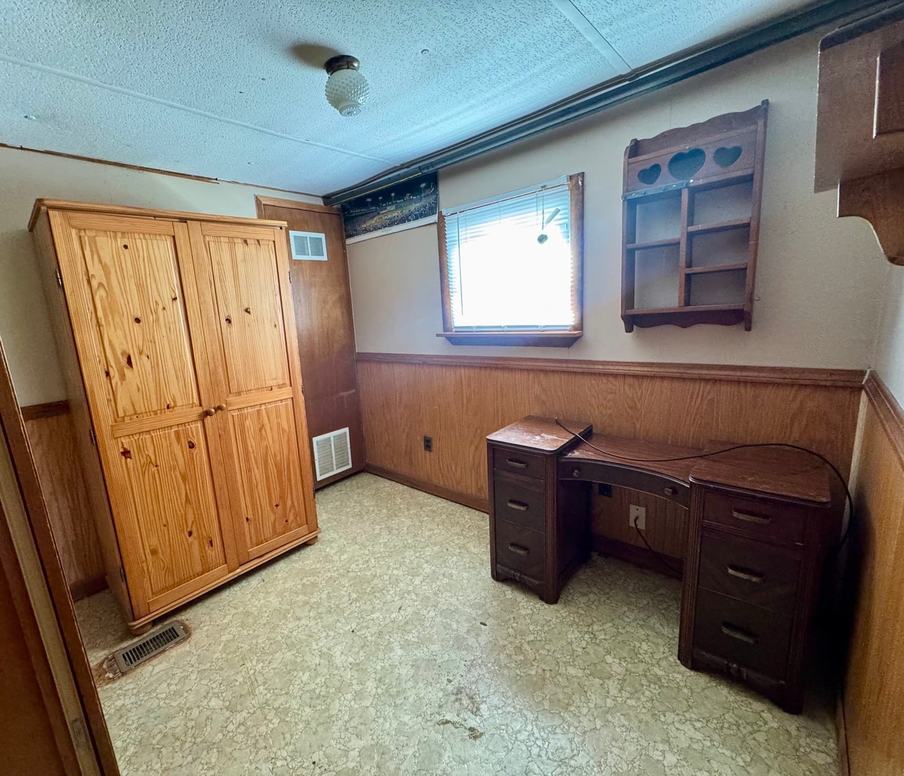 Mobile Home at 350 West St # 41, Ludlow MA 01056, Ludlow, photo 9 of 19