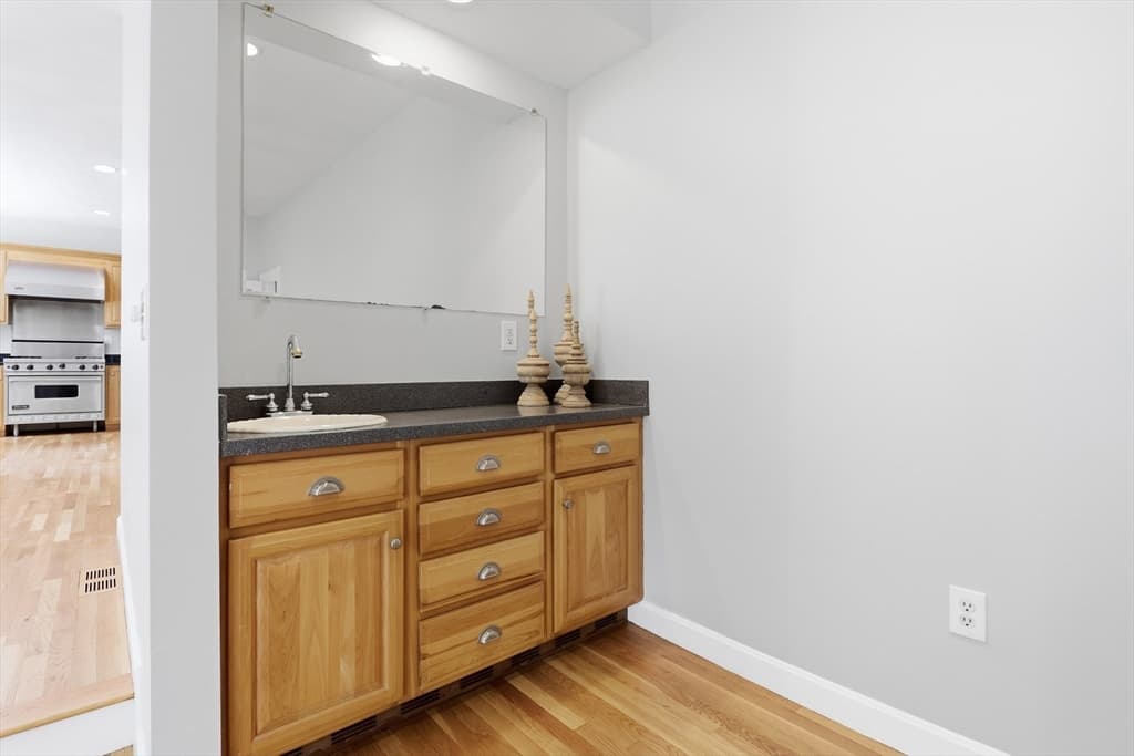 45 King St, Littleton MA 01460 photo 15