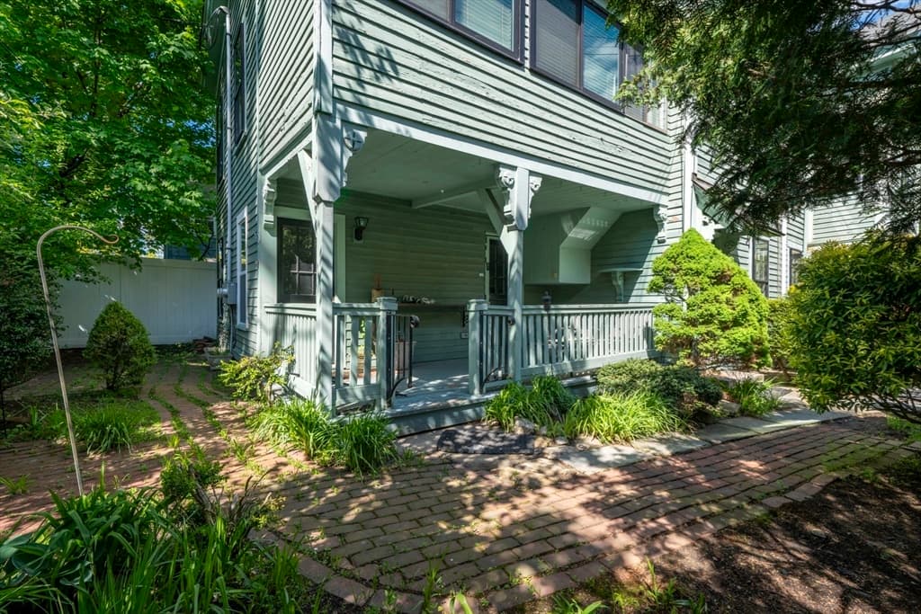 12 Crown St., Worcester MA 01609 photo 38