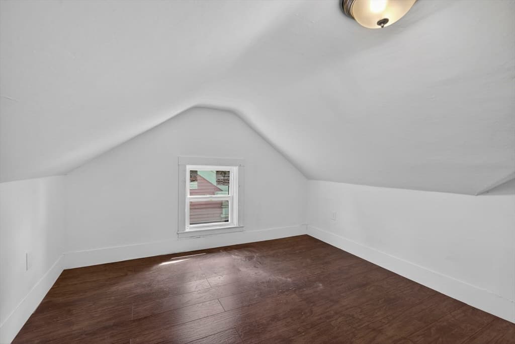 12 Crown St., Worcester MA 01609 photo 33