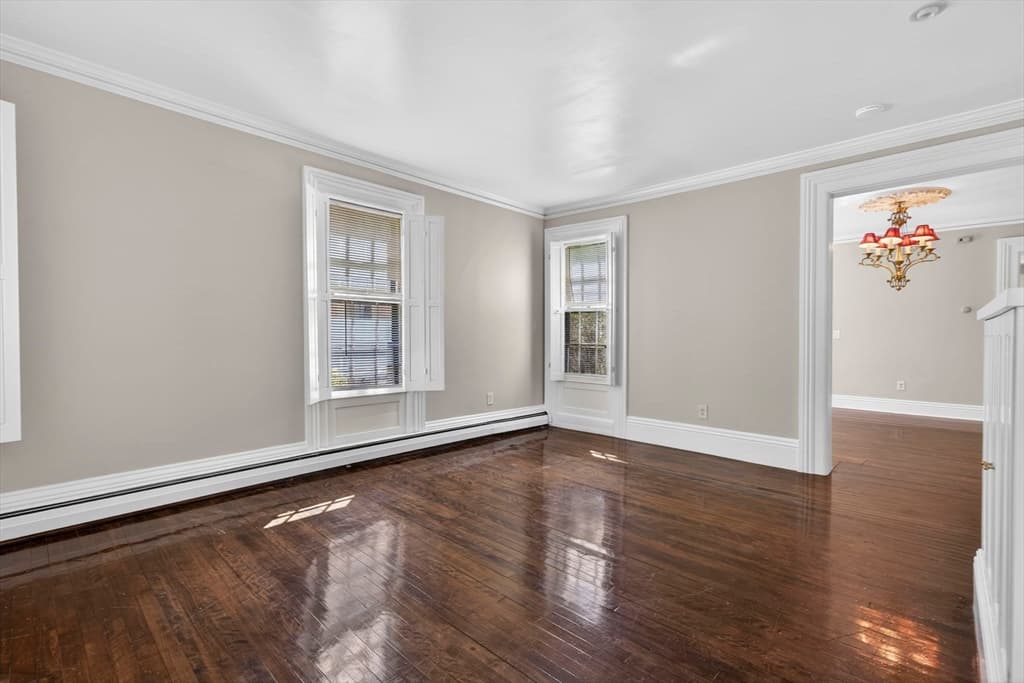 12 Crown St., Worcester MA 01609 photo 4