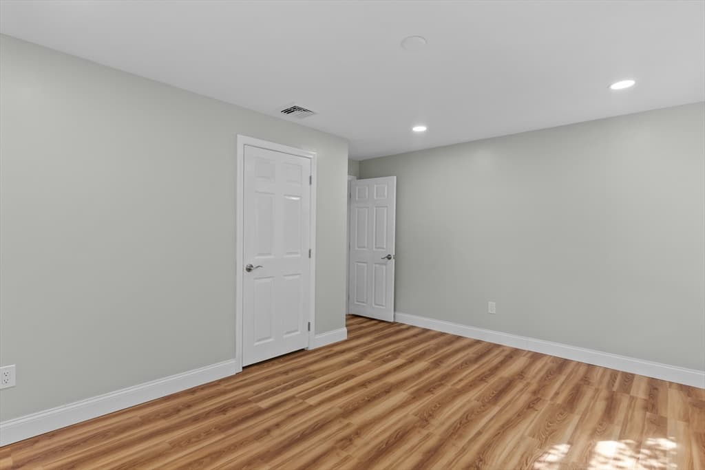 16 Dartmoor Dr, Shrewsbury MA 01545 photo 22