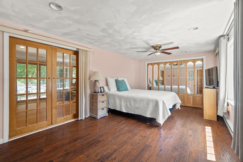 980 Randolph St, Canton MA 02021 photo 12
