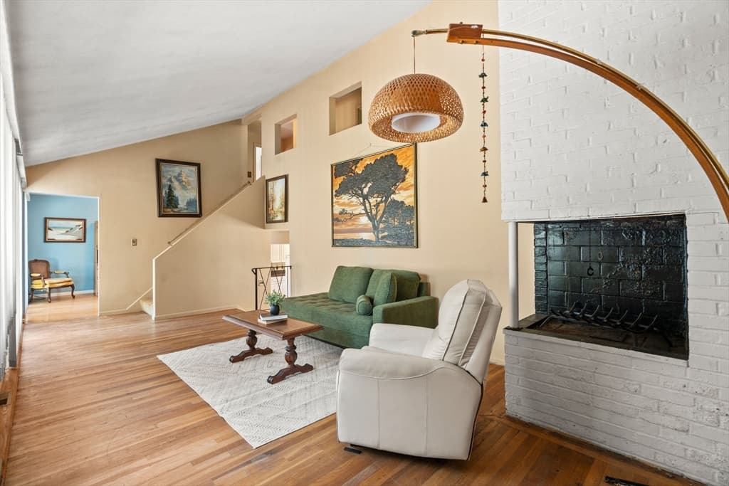 980 Randolph St, Canton MA 02021 photo 9