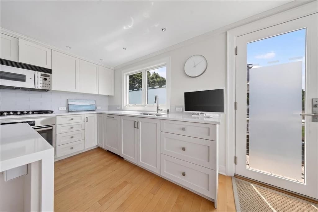 9 Beach Road, Hingham MA 02043 photo 12