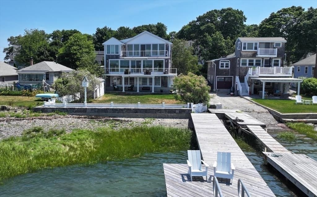 9 Beach Road, Hingham MA 02043
