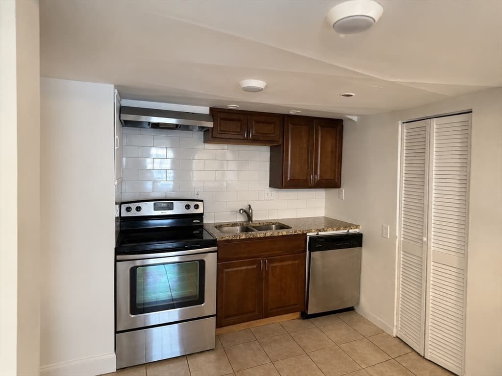 Single Family Residence at 12 Platt Road, Boston MA 02135, Boston, photo 18 of 28