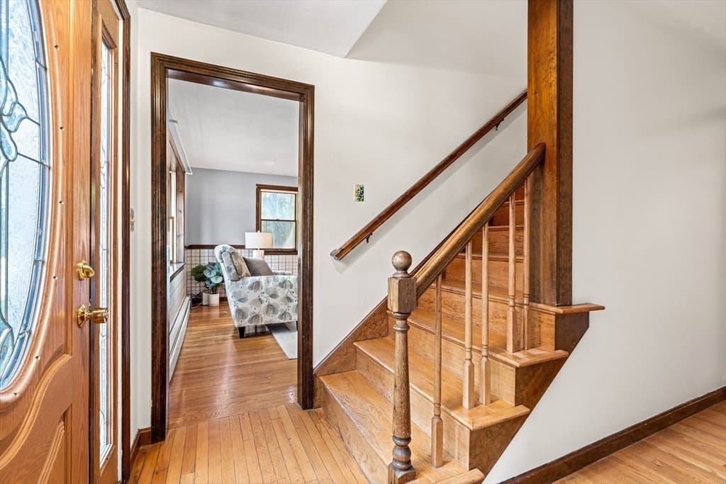 89 W Meadow Rd, Lowell MA 01854 photo 5