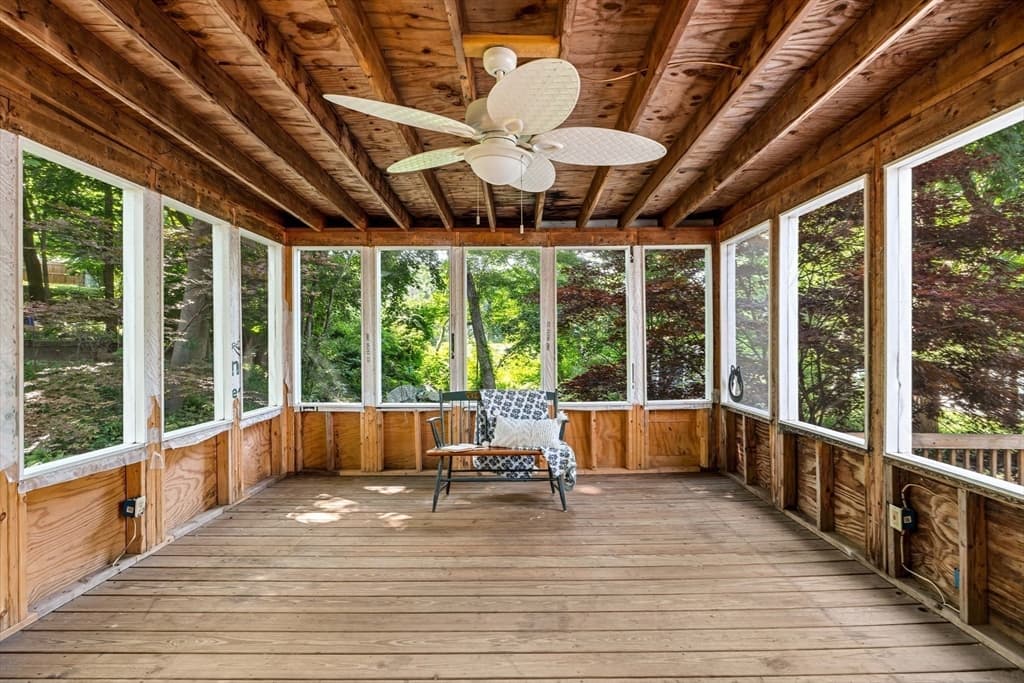 89 W Meadow Rd, Lowell MA 01854 photo 33