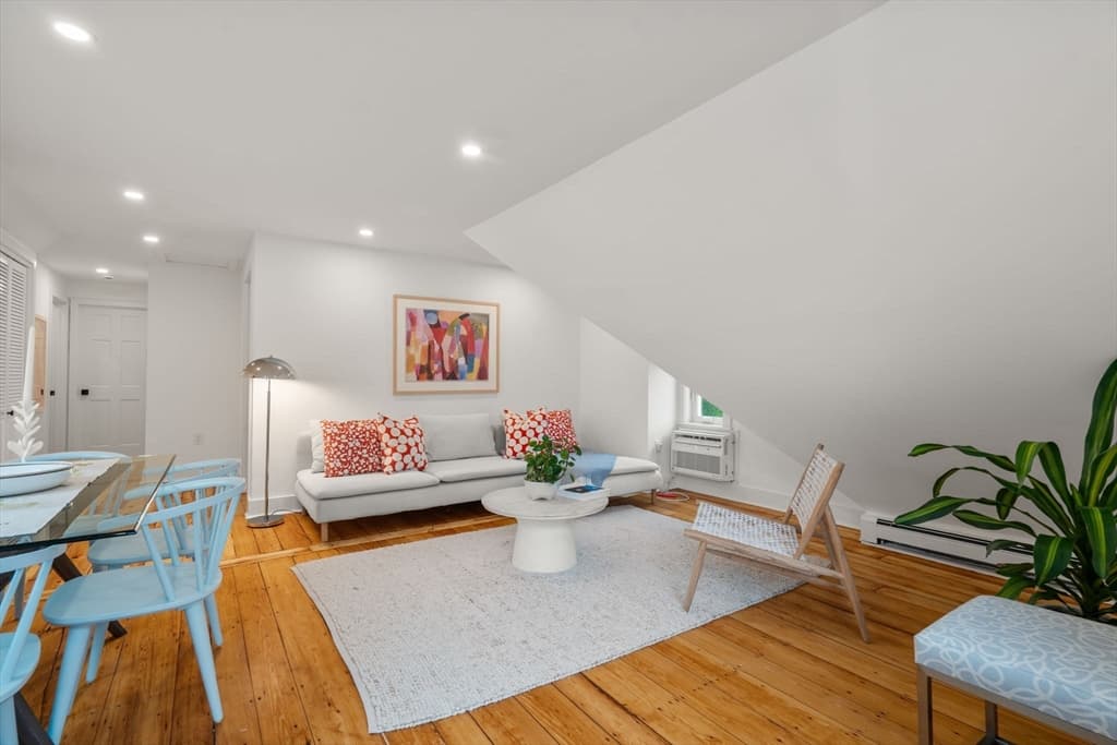 7 Russell Street # 3, Cambridge MA 02140 photo 3