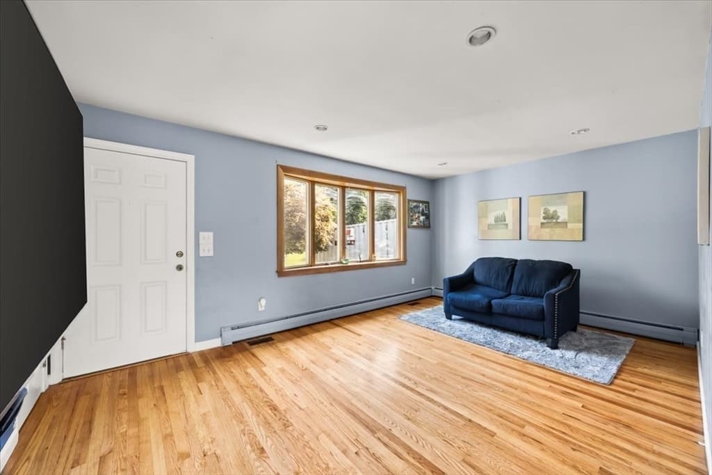 82 Midland Rd, Somerset MA 02726 photo 9