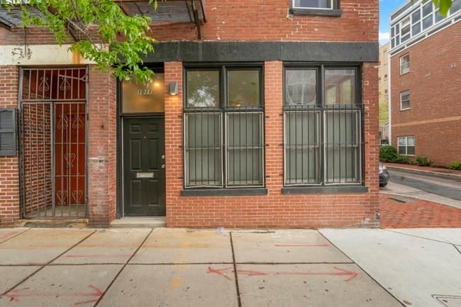 4 Burke St, Boston MA 02120 photo 27