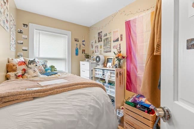 4 Burke St, Boston MA 02120 photo 10