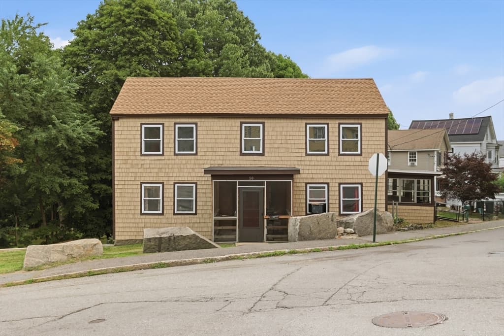 91 Walnut, Fitchburg MA 01420